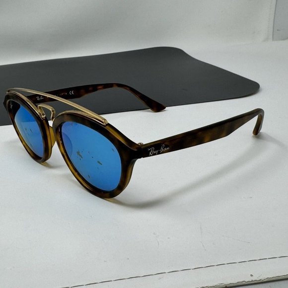Ray Ban RB 4257 6092/55 50 [] 19 small 50mm sunglasses Frame Scratched Lenses main image 6